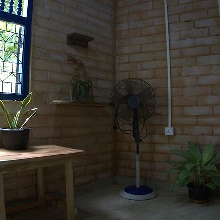 Passionfruit Homestay Matara Exterior photo