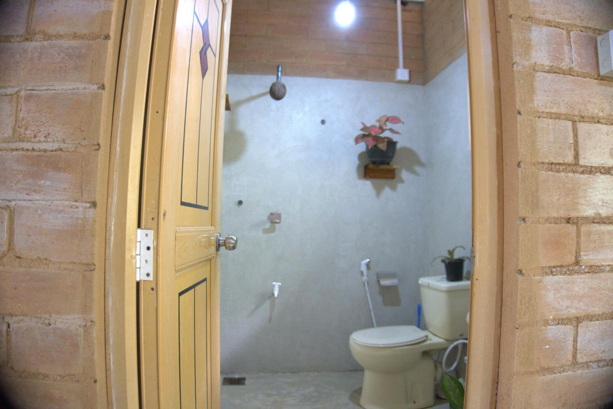 Passionfruit Homestay Matara Exterior photo