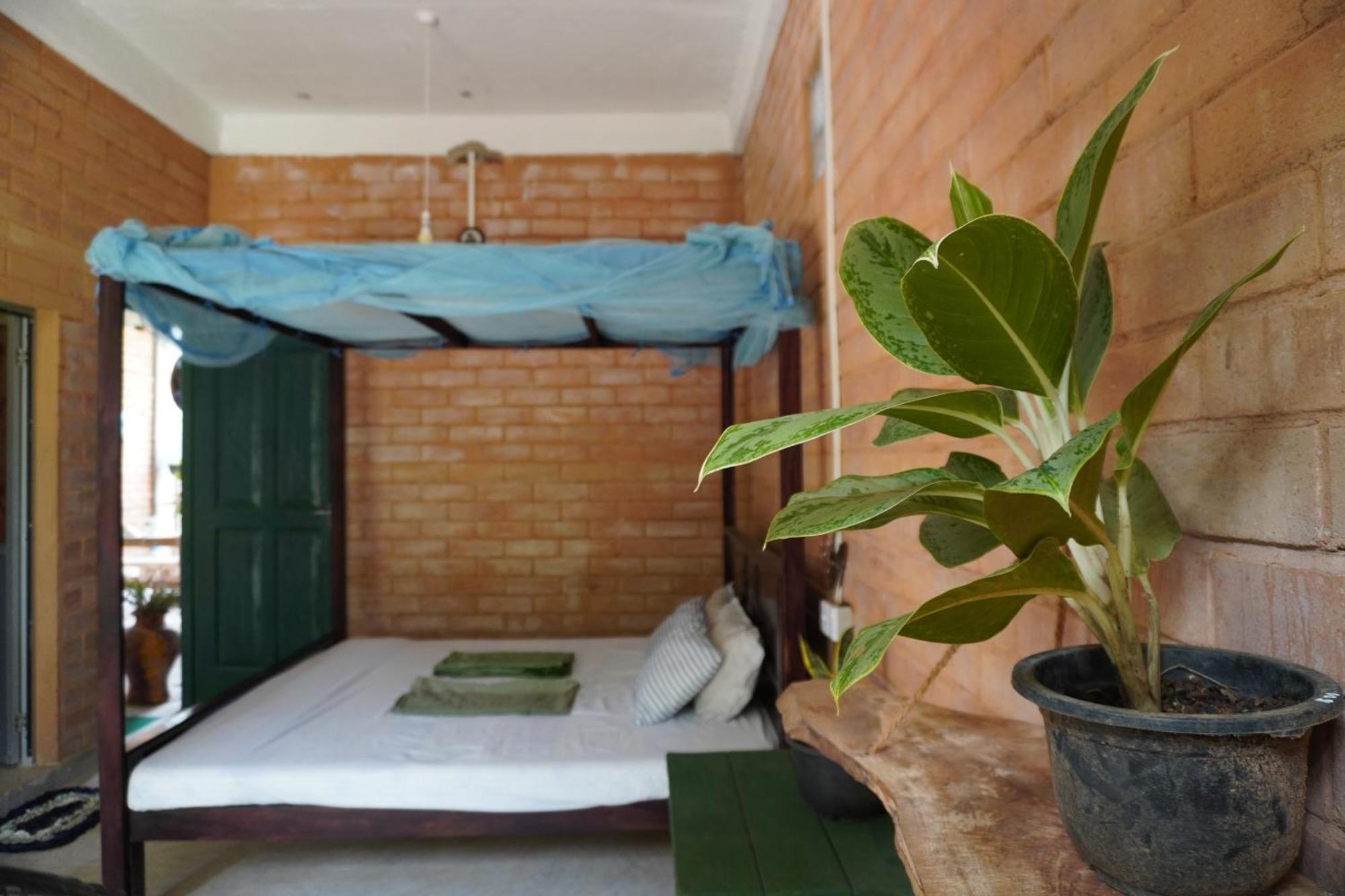 Passionfruit Homestay Matara Exterior photo